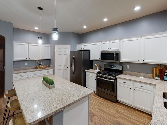5th image of 12656 N Nep Ln