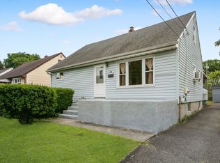72 Filors Ln, Stony Pt, NY 10980
