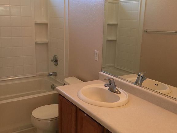 4924 2nd bath