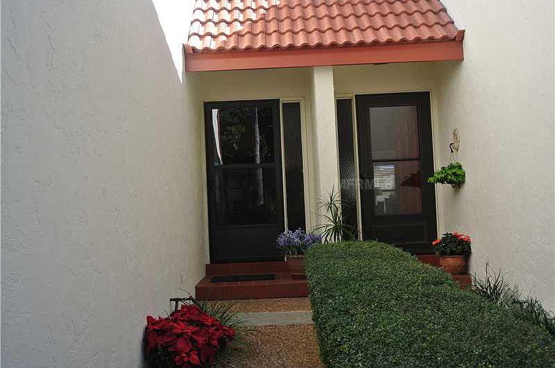 1st image of 725 Sorrento Inlt #725