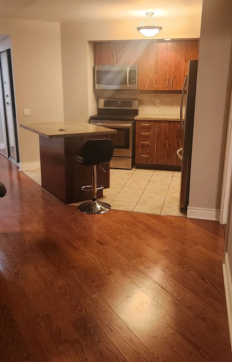 2 bed, $2,925 — Photo 4