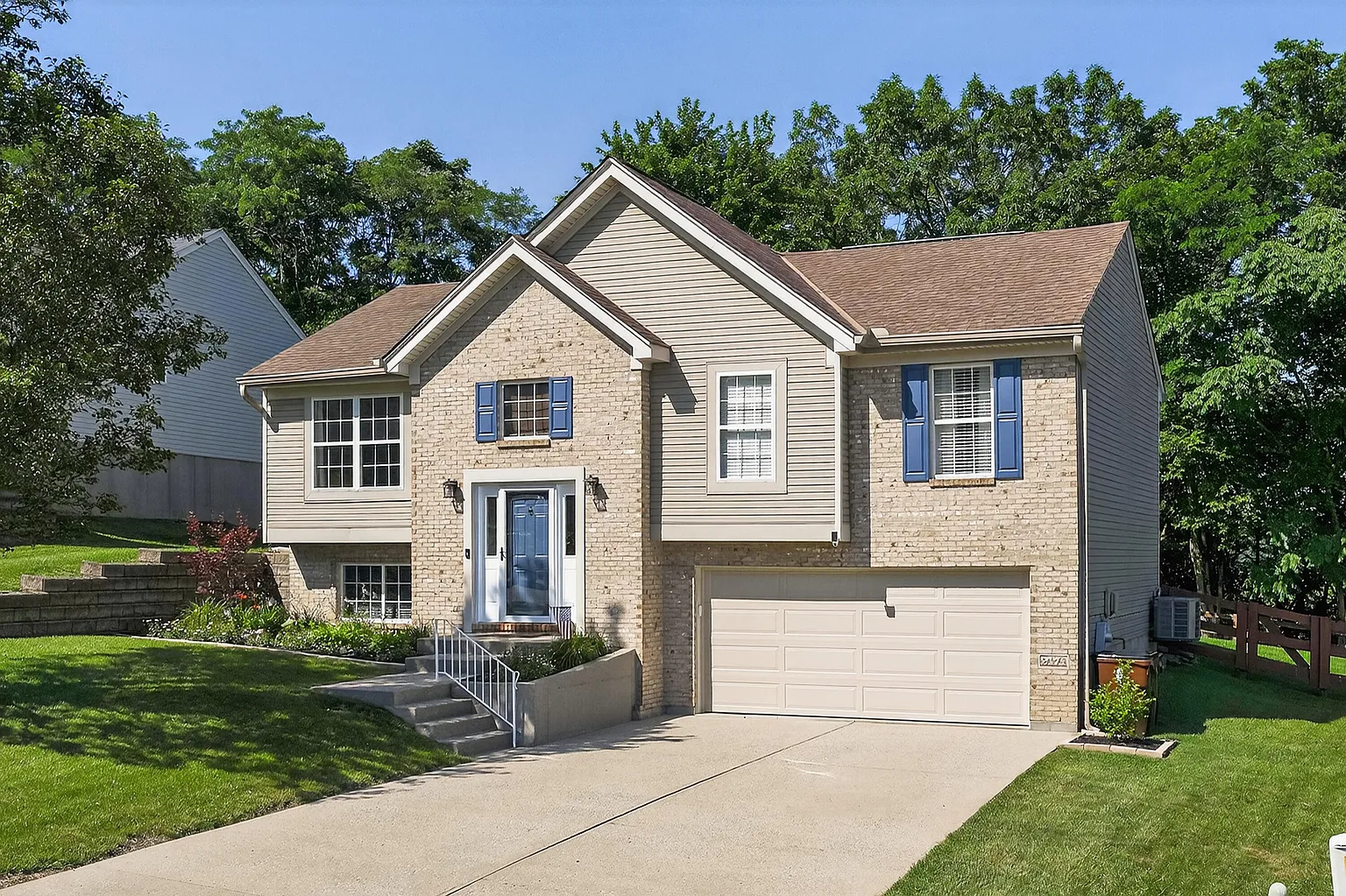 2171 Gribble Dr photo 1