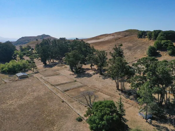 1 St Johns Mine Road, Vallejo, CA 94591