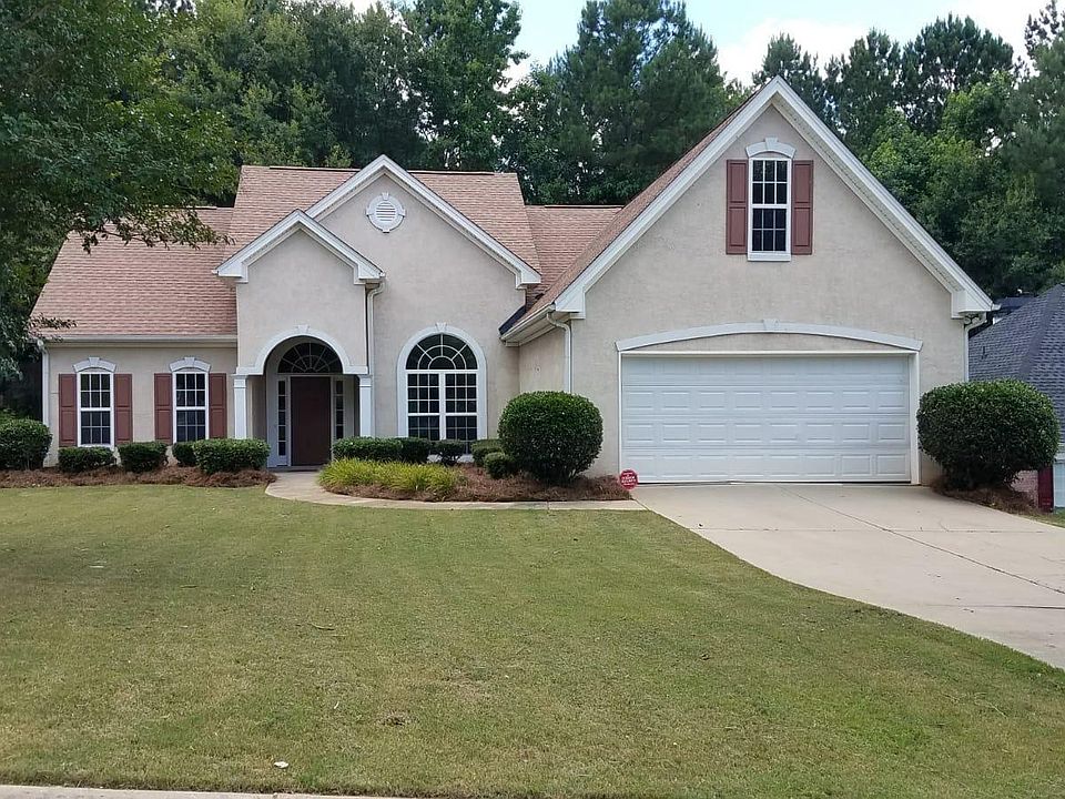 2nd image of 360 Freeman Forest Dr