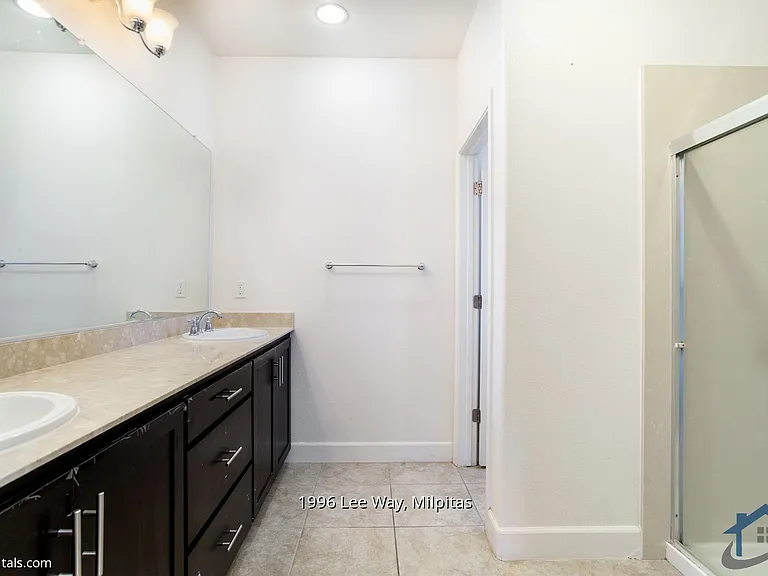 1996 Lee Way — Photo 6