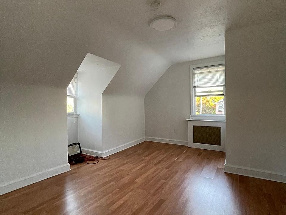 1st image of 1 Cowles Ave Floor 2