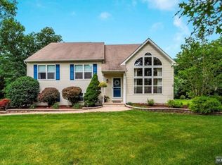 28 Sagamore Rd, Stanhope, NJ 07874