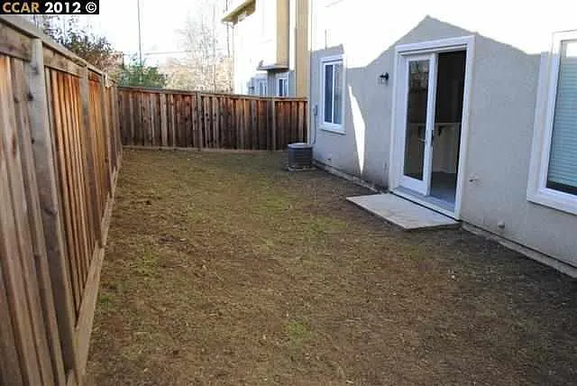 3902 Hidden Grove Ln — Photo 14