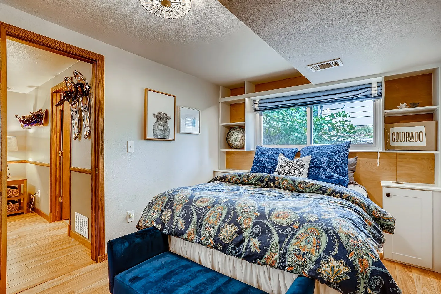 4 bed, 2550 sqft, $5,850 — Photo 1