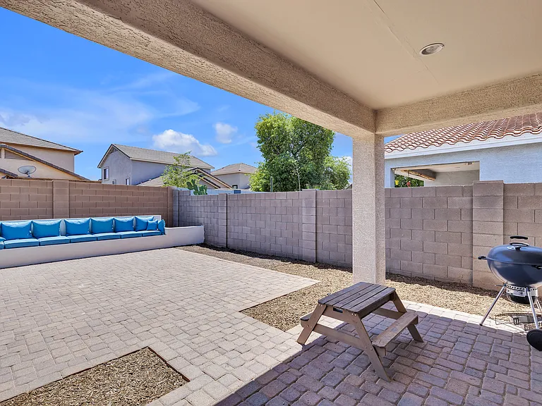 1691 W Desert Spring Way — Photo 31