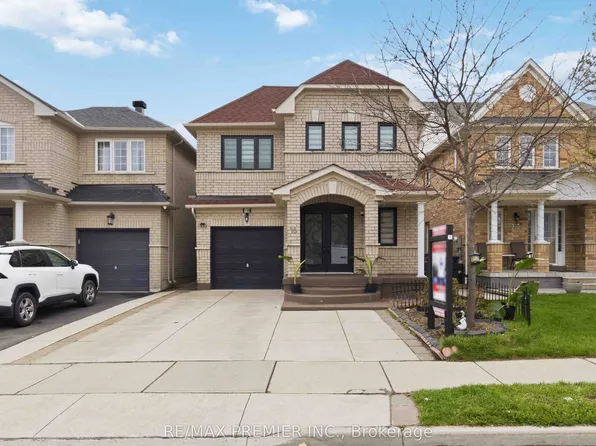 18 Salonica Rd, Brampton, ON L7A 3K9