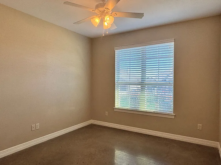 7357 Flat Rock Ln — Photo 17