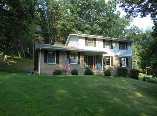605 Clare Dr, Washington, PA