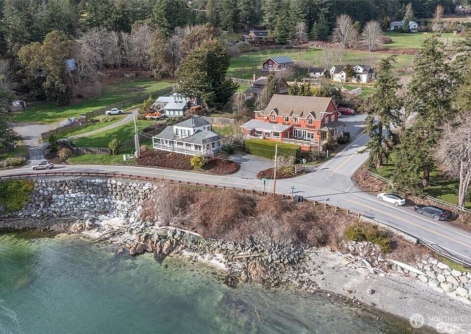 1st image of 4362 Crow Valley Rd.