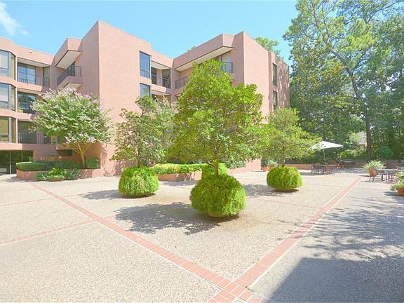 5th image of 9333 Memorial Dr APT 203