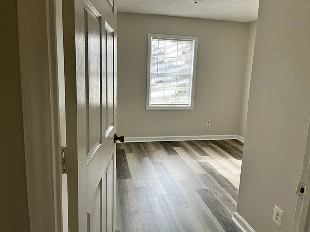 410 W Ward Ave #B — Photo 7