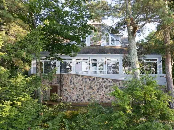 26625 Chipmunk Trl, Beaver Island, MI 49782