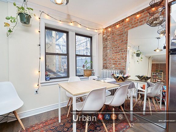 3rd image of 1140 Dean St APT 2