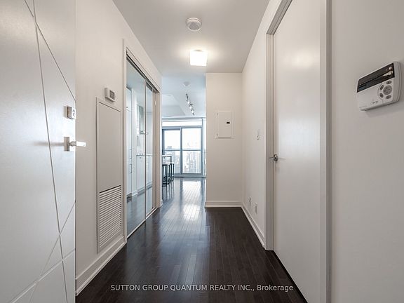 2nd image of 12 York St #4901