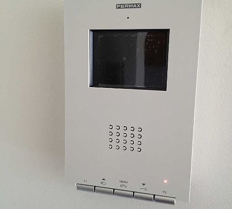5th image of 340 Eldert St APT 2B