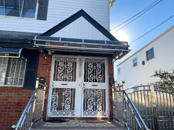 (undisclosed Address), Saint Albans, NY 11412