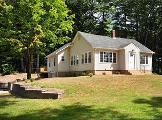 539 Bushy Hill Rd, Simsbury, CT 06070