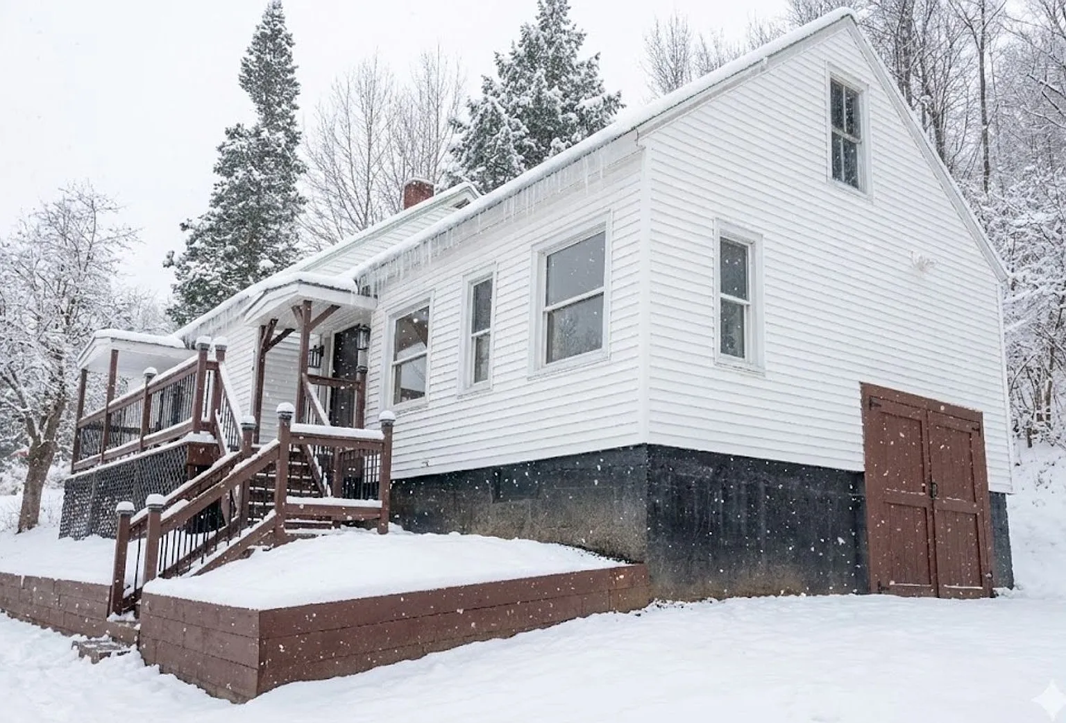 3br/2bath Custom Remodeled Home Near Okemo — Photo 2