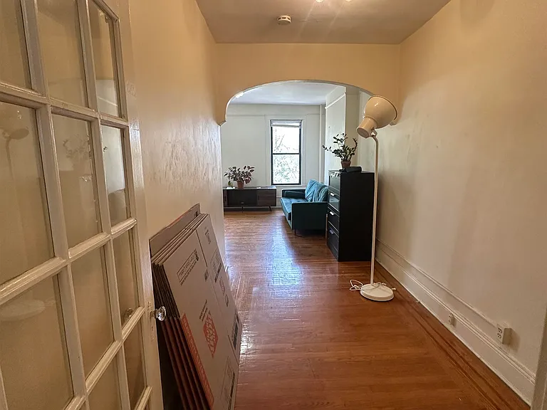 267 8th St #3 — Photo 8
