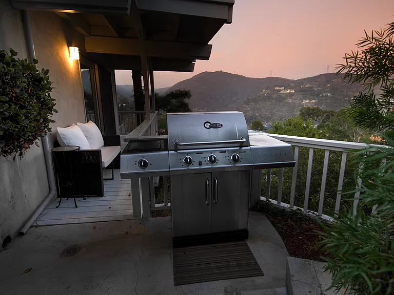 2242 Jeffersonia Way — Photo 47