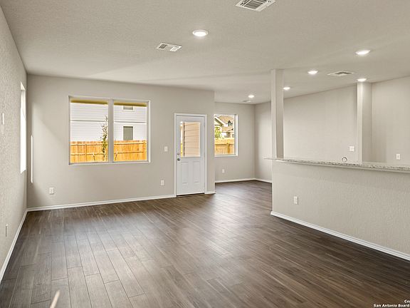 4th image of 10318 Melissa Ranch Blvd