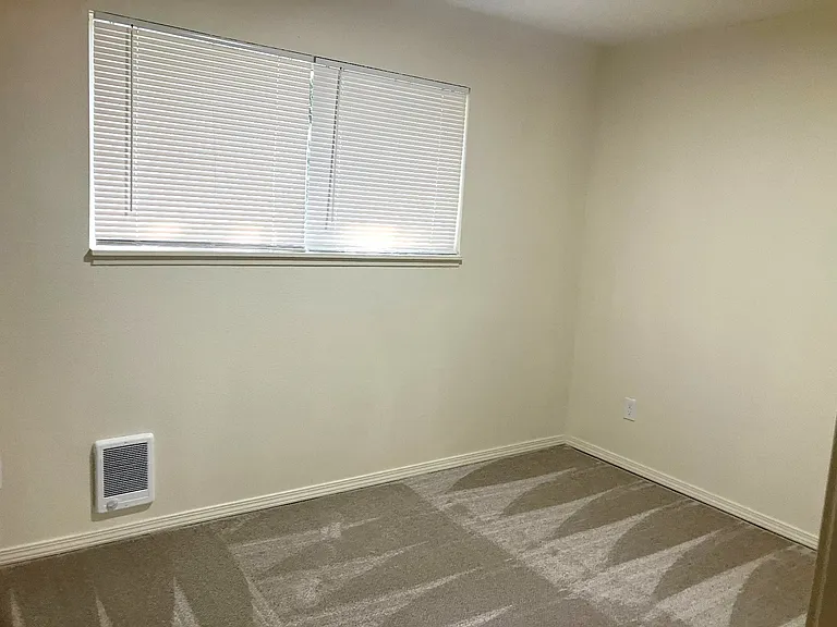 7792 SE Otty St #7792 — Photo 6