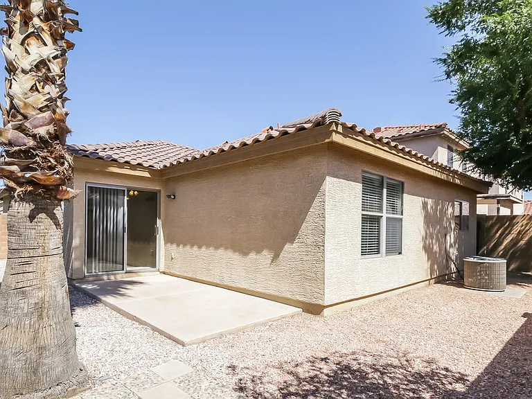 2200 E Spruce Dr — Photo 16