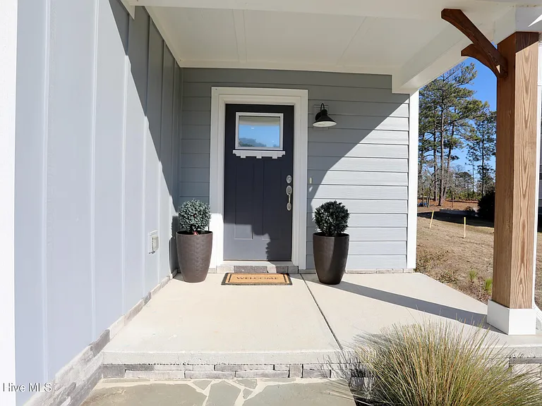 100 Falkirk Ct — Photo 4