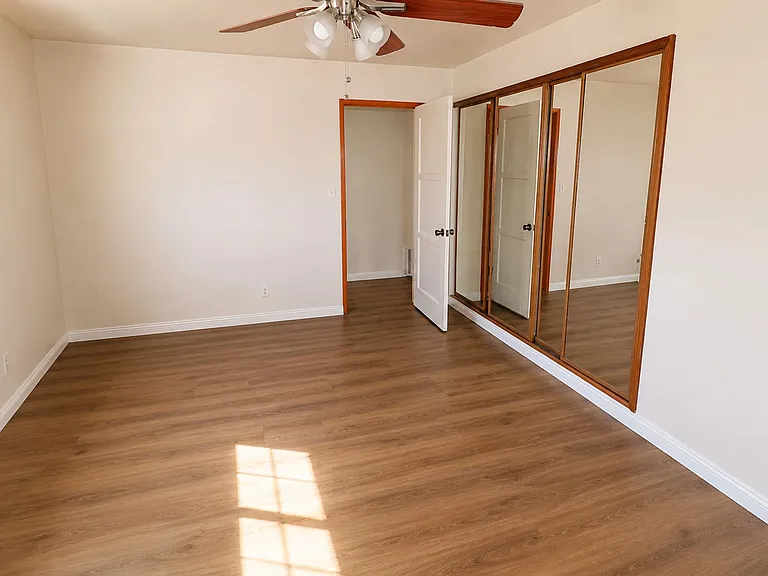 680 N Cambridge St — Photo 11