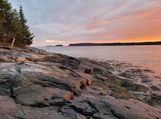 7 Yoho Head Rd, Machiasport, ME 04655