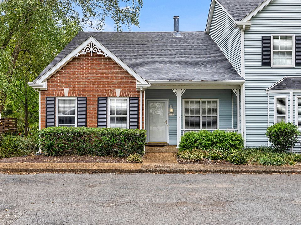 1st image of 1227 Carriage Park Dr