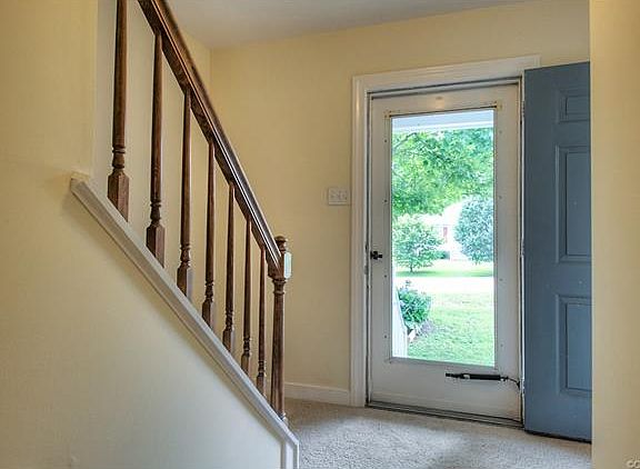 4th image of 7403 River Holly Dr