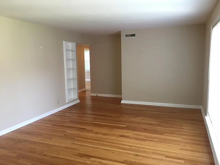 808 S Brentwood Blvd #2A — Photo 6