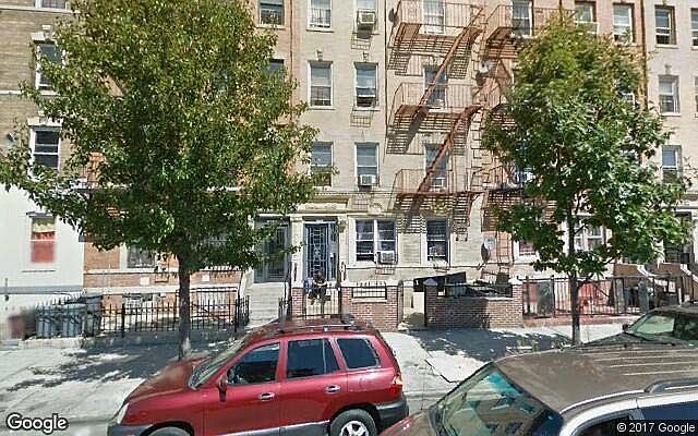 1st image of 2161 Pacific St