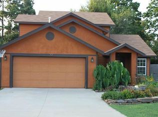 30 E Poplar St, Fayetteville, AR 72703
