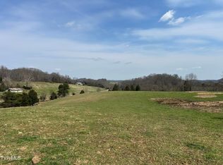 1 Old Snapps Ferry Rd, Chuckey, TN 37641