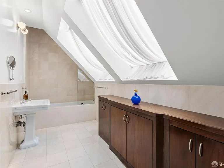 1265 Stanyan St — Photo 37