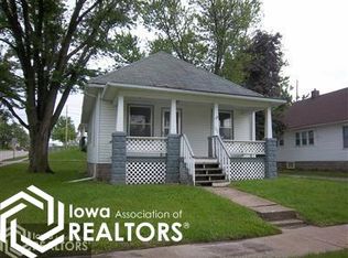 702 E Braden Ave, Chariton, IA 50049