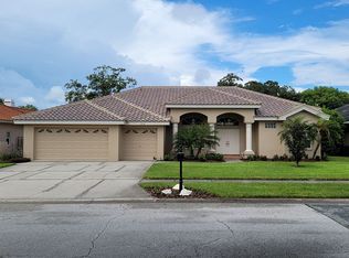 214 Old Oak Cir, Palm Harbor, FL 34683