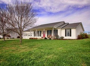 106 N Braxton Dr, Perryville, KY 40468