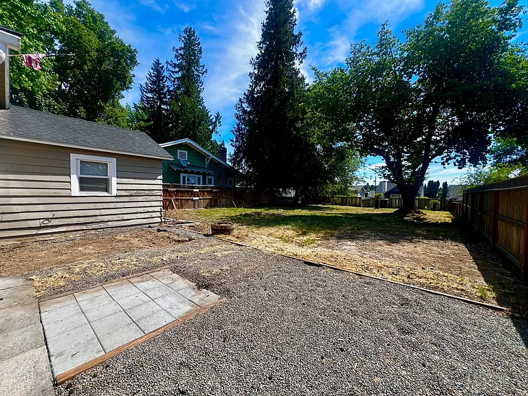 418 S 17th Ave — Photo 12