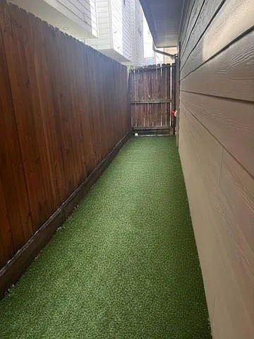 2304 Jackson St — Photo 23