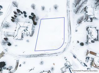 4231 Wolverine Dr, Williamsburg, MI