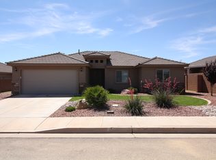 1079 N Camel Springs Dr, Washington, UT 84780