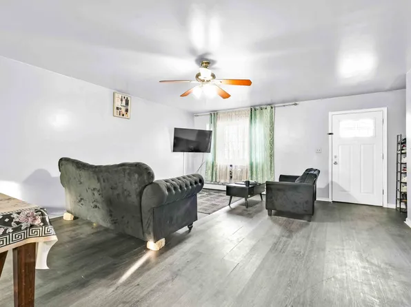 139-21 246th Street image 5 of 17